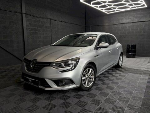Annonce voiture Renault Megane IV 10490 €