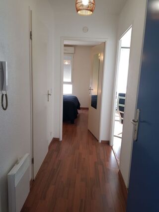  Appartement à louer 2 pièces 42 m²