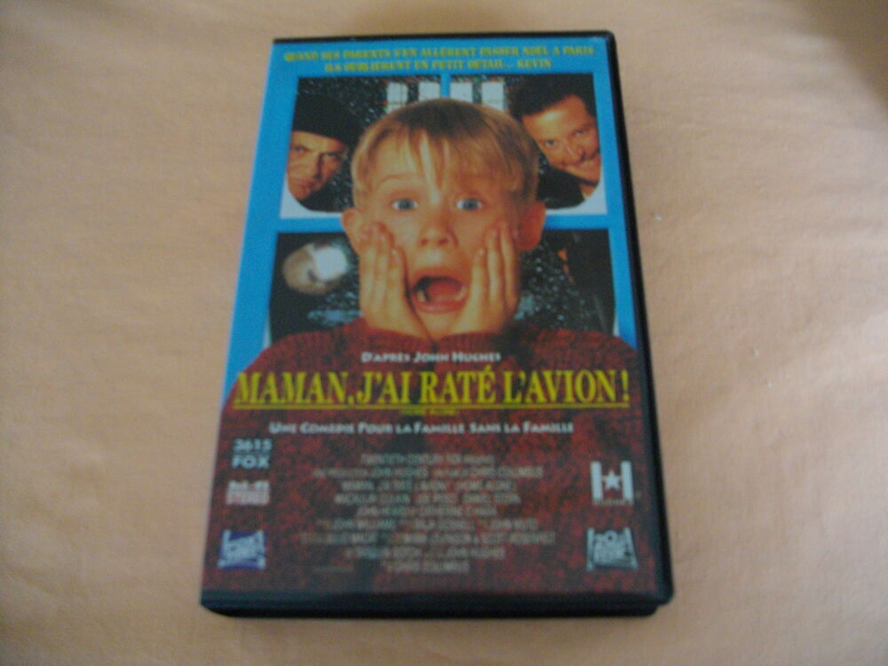 Cassette vid&eacute;o vhs de : "MAMAN J'AI RATE L'AVION" DVD et blu-ray