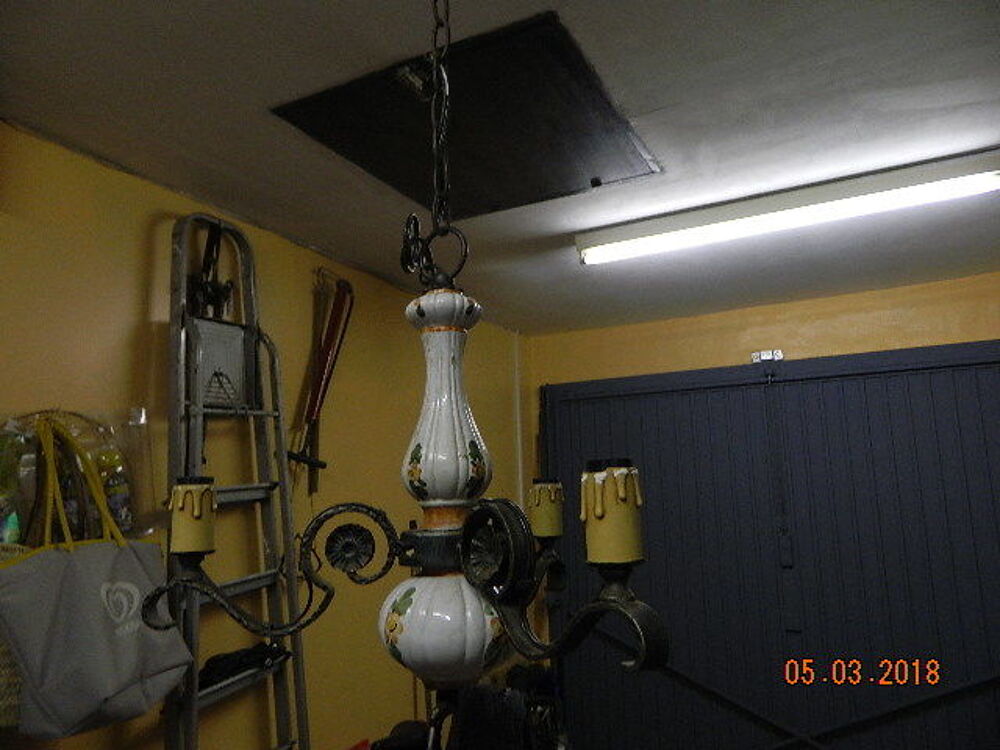 LAMPADAIRE RUSTIQUE Electroménager