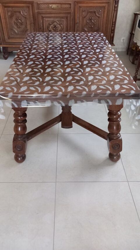 Table extensible en bois massif 220 La Meyze (87)