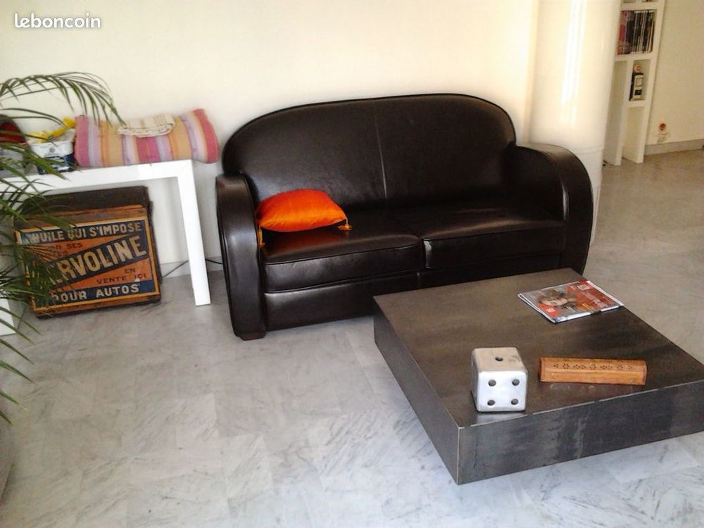 Canap&eacute; cuir 3 places style club Meubles