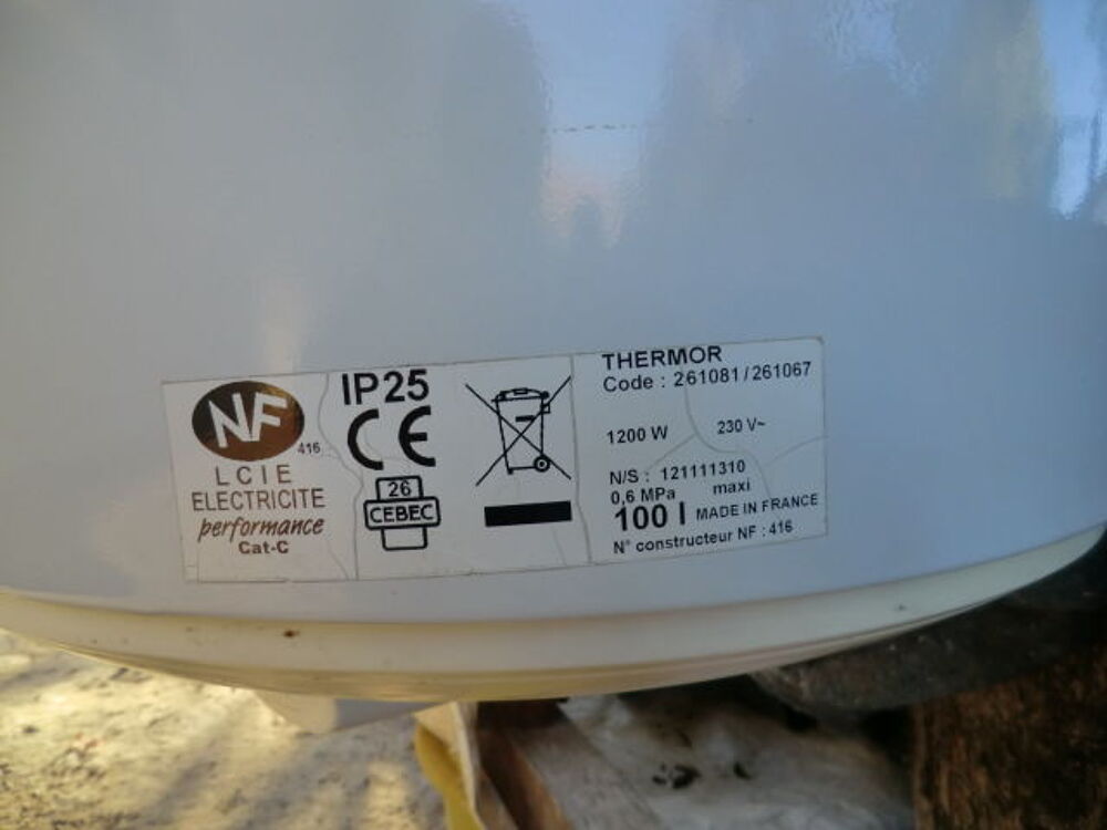 Cumulus 100 litres Electroménager