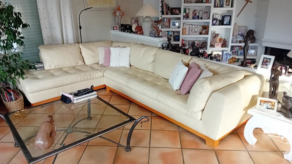 ROCHE ET BOBOIS? Canap&eacute; d'angle cuir jaune clair, Meubles