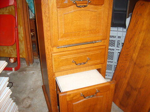 meuble t�lephone  bois  si�ge incorpor� 10 �vian-les-Bains (74)