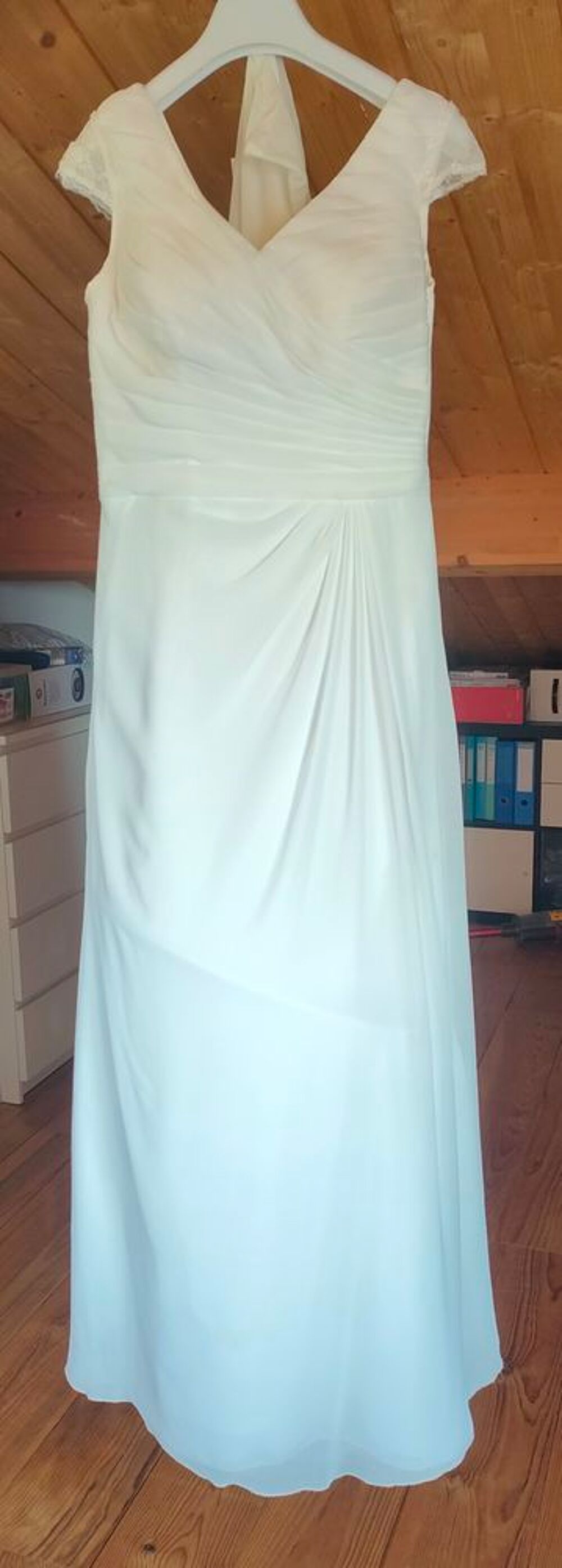 robe de mari&eacute;e de la marque "Mademoiselle Amour" Vêtements