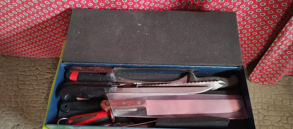 ENSEMBLE DE COUTEAUX Bricolage