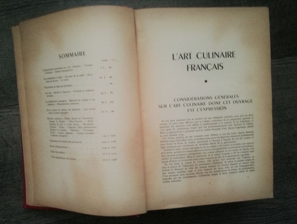 Tr&egrave;s ancien livre de cuisine : l'Art Culinaire Fran&ccedil;ais Livres et BD