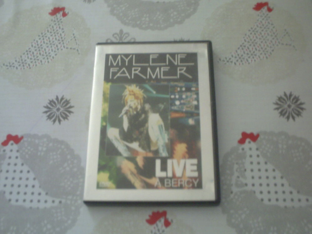 Myl&egrave;ne FARMER LIVE BERCY Photos/Video/TV