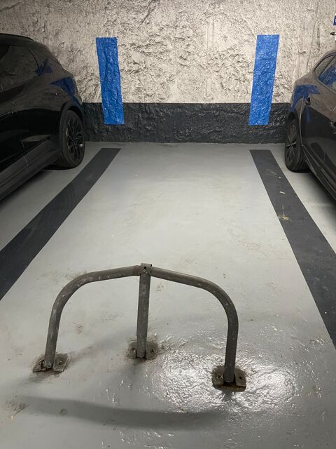  Parking / Garage  louer 15 m