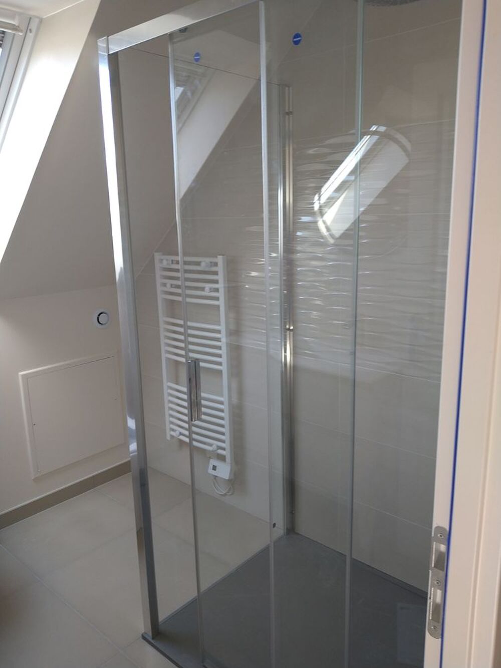 Paroi et porte de douche neuf Bricolage