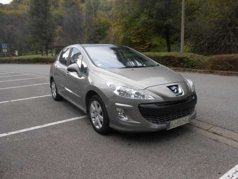 Peugeot 308 1.6 HDi 112ch FAP BVM6 Premium Pack