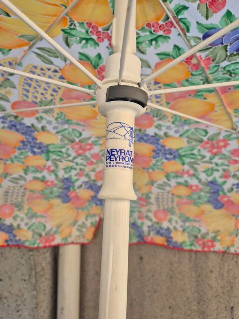 Parasol Neyrat Peyronie Orthez (64)