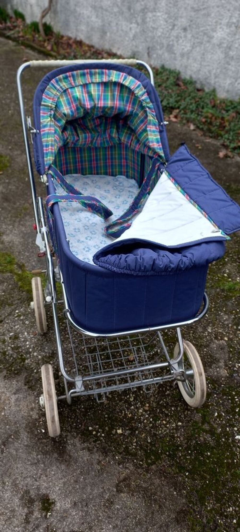 Poussette/Landau Pu�riculture