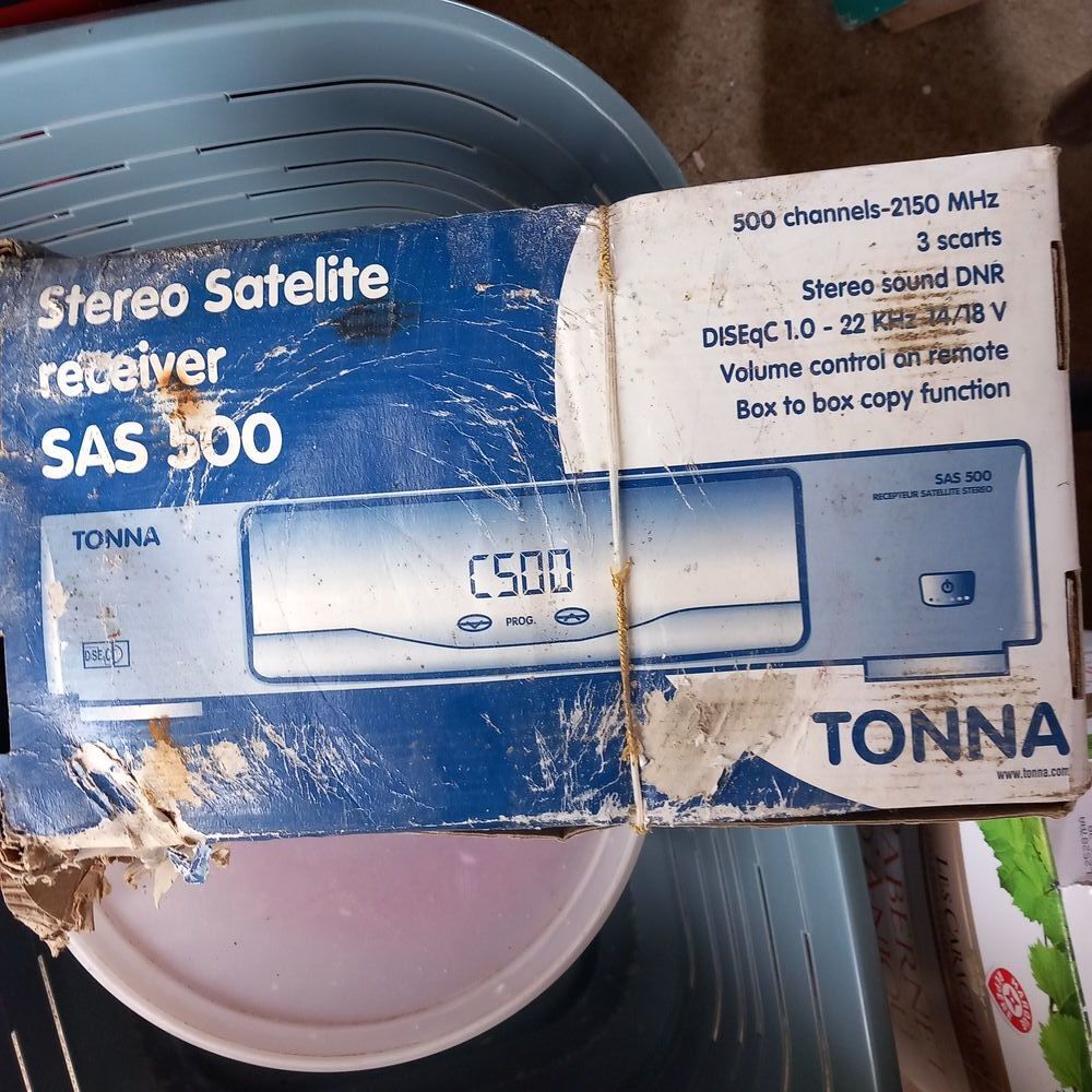 TONNA st&eacute;r&eacute;o satellite analogique Bricolage