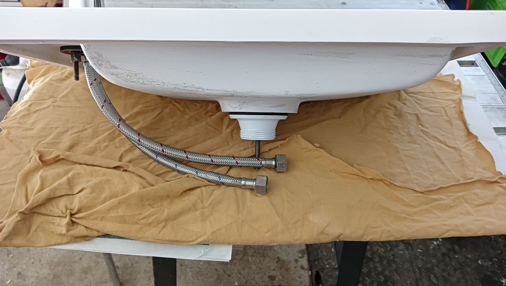 petit lavabo garage ou wc Meubles