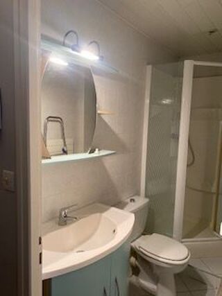  Appartement à louer 1 pièce 25 m²