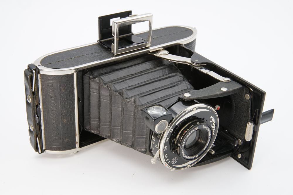 Voigtlander Bessa 6x9 Anastigmat Voigtar 10.5cm F6.3 avec ca Photos/Video/TV