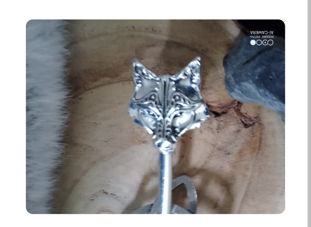Broche Viking celtique t&ecirc;te de loup neuf Bijoux et montres