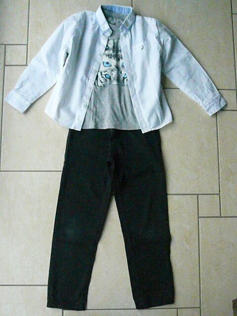 Ensemble 3 pièces 8 ans (n°55) 14 Franqueville-Saint-Pierre (76)