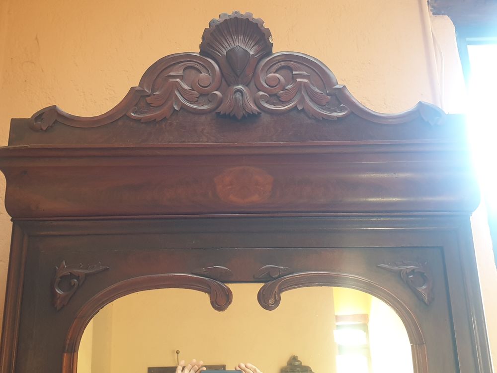 BELLE ARMOIRE A GLACE Meubles