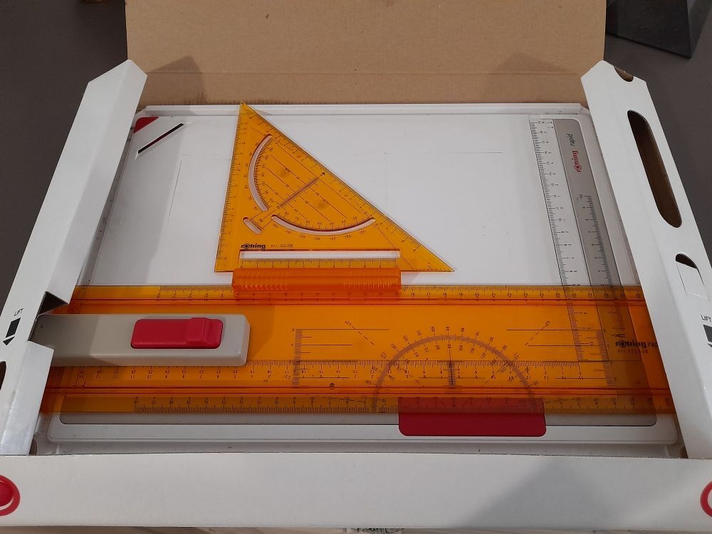 plaque &agrave; dessin rapide ROTRING rapid A4 Bricolage