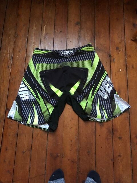 Short de sport venum 20 Vernouillet (78)