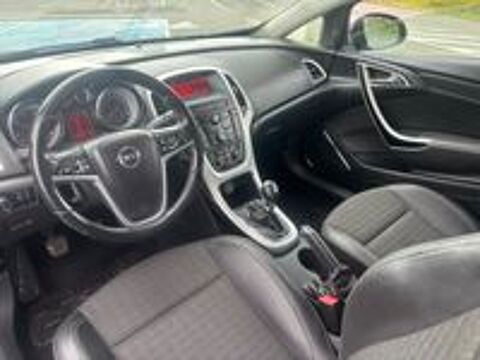 Astra GTC 1.7 CDTI 130 ch FAP Start/Stop Black Edition 2012 occasion 62110 Hénin-Beaumont