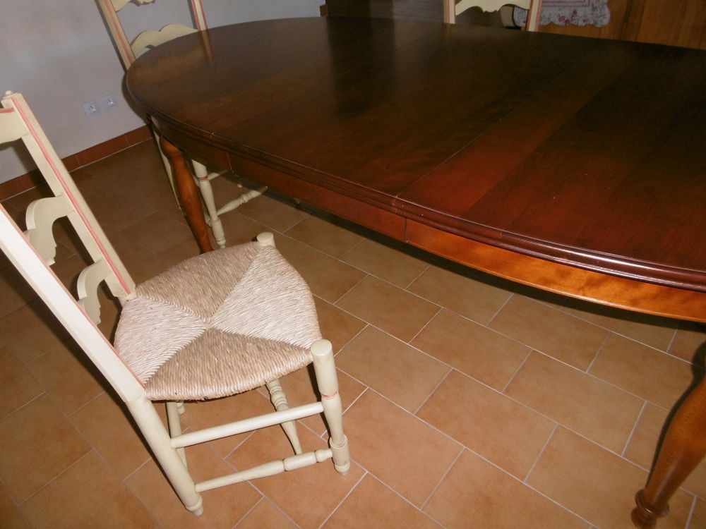 4 chaises bois Meubles