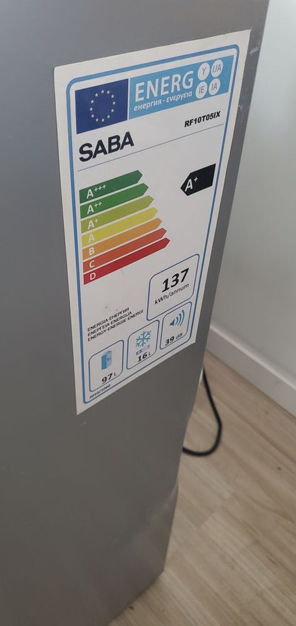Petit Frigo + Freezer Electroménager