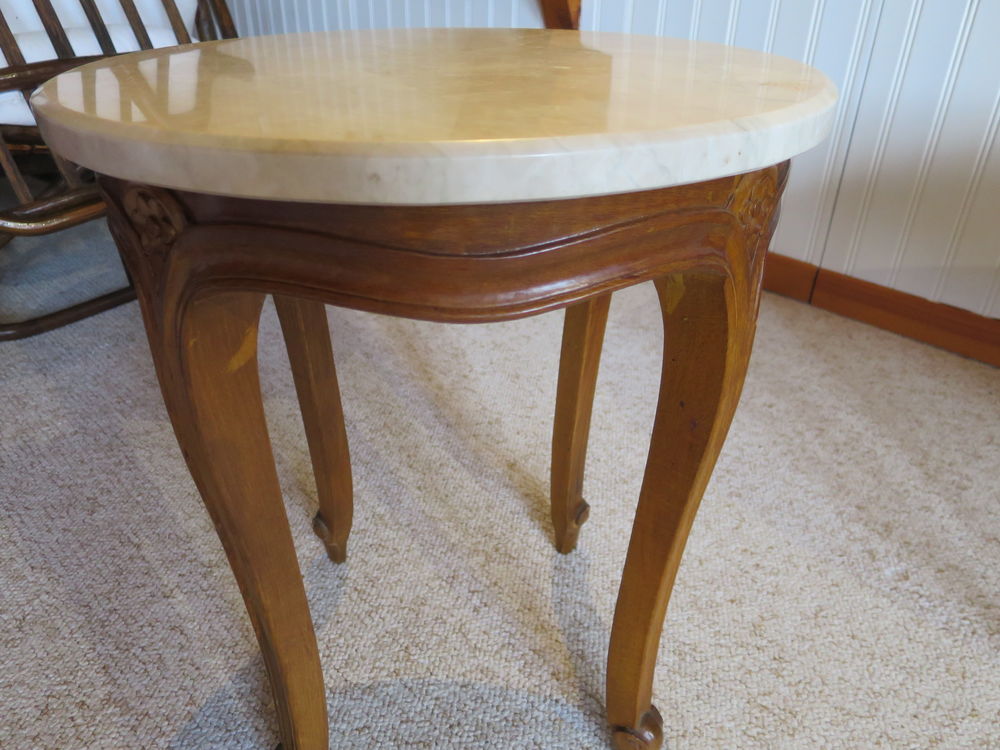Table basse ronde-bois sculpt&eacute;-marbre blanc-Style r&eacute;gence Meubles