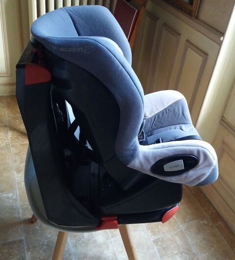 Sige Auto BebConfort AXISS 40 La Fert-Gaucher (77)