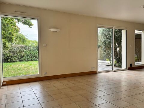  Maison � louer 6 pi�ces 180 m�