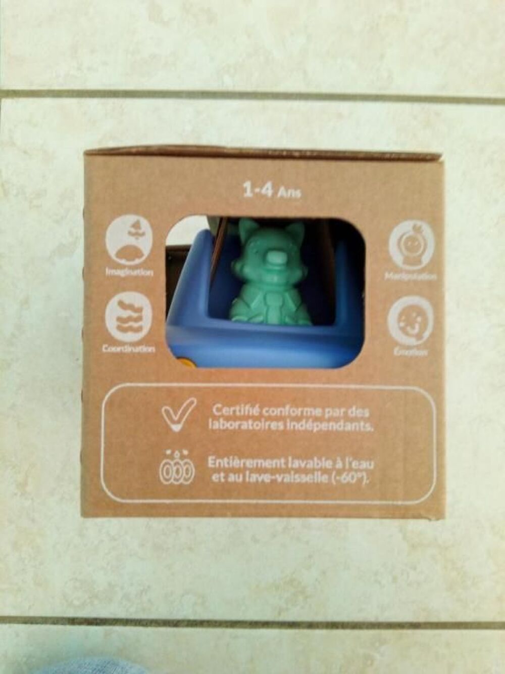 Camion en plastique recycl&eacute; (Neuf) Jeux / jouets