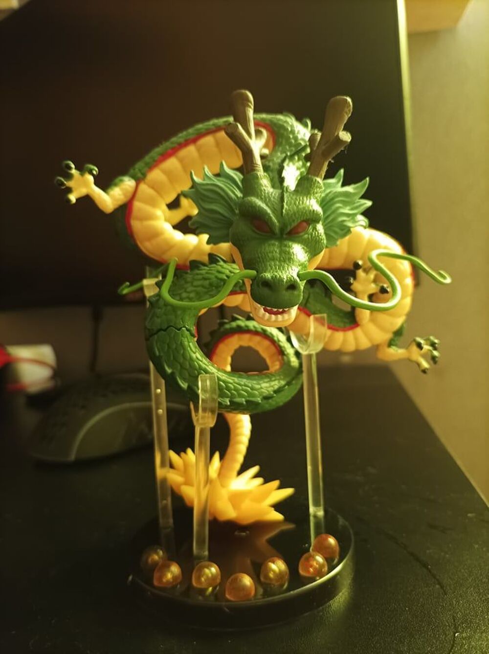 figurine shenron et les 7 boules de cristal 