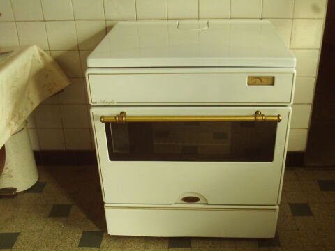 cuisini�re mazout 350 Dom�rat (03)