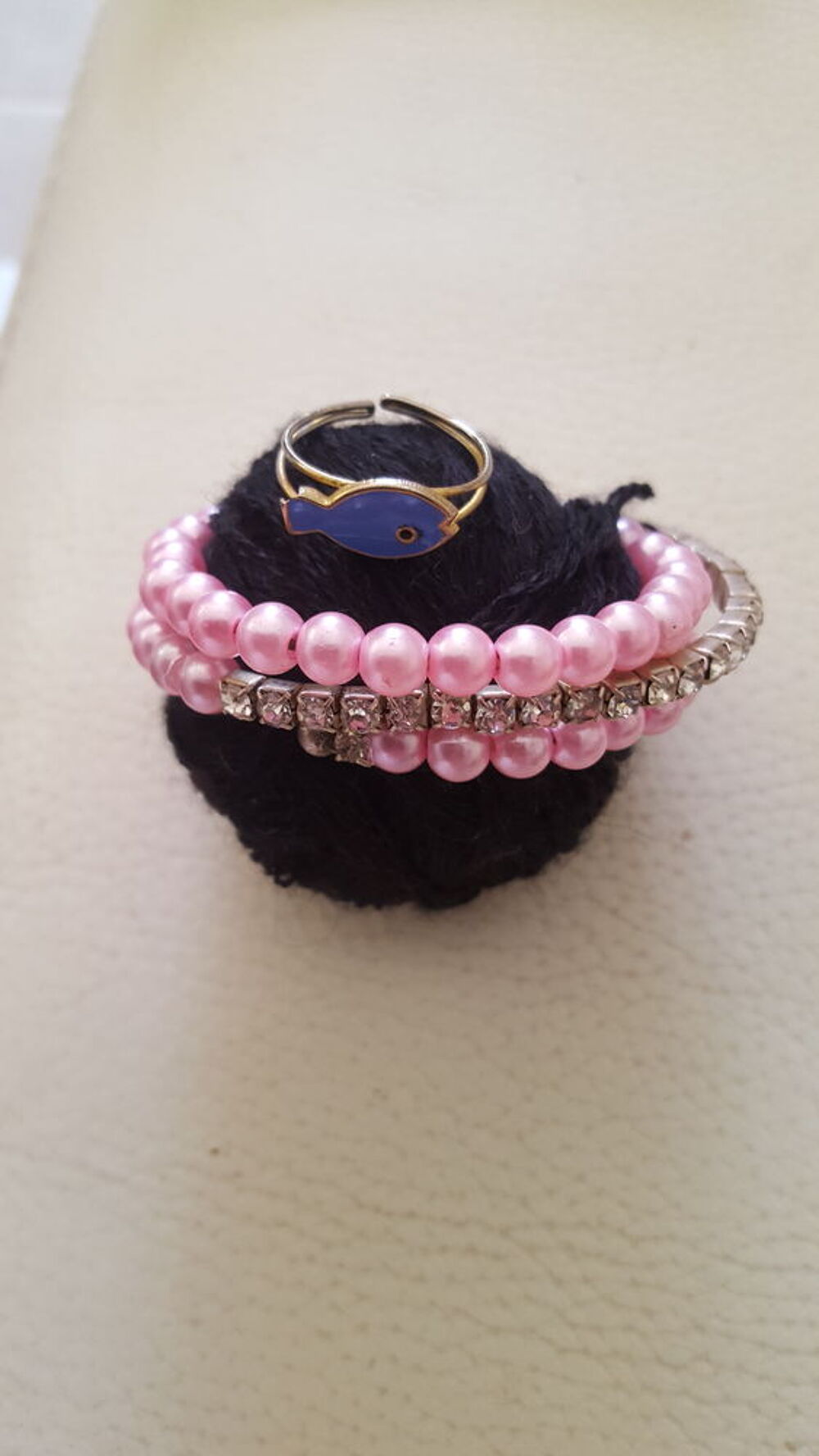 Bracelet fantaisie rose + bague Bijoux et montres