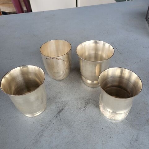 gobelets en argent 80 La Farl�de (83)