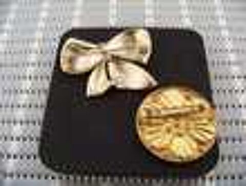 Broches en &eacute;mail cloisonn&eacute; Bijoux et montres