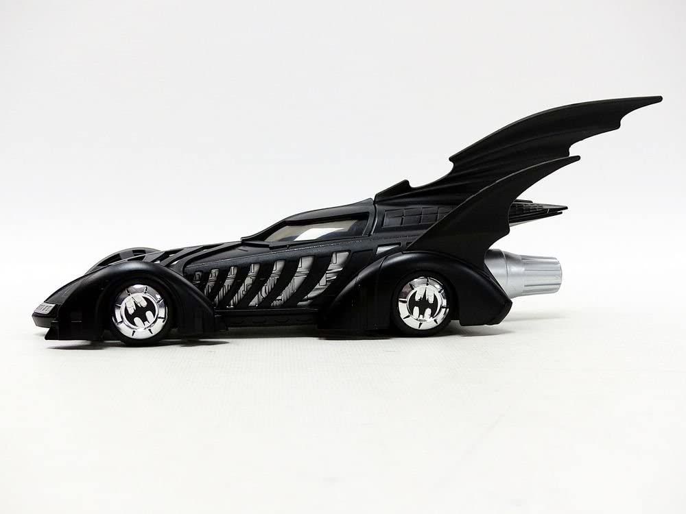 Batmobile 1995 avec figurine batman dc Jeux / jouets