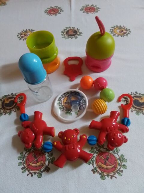 Joli contour pour lit � barreaux b�b� 12 Louvres (95)