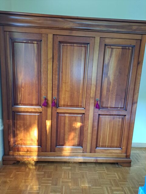 Armoire en merisier  350 Mondonville (31)