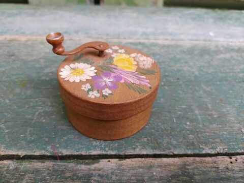 Ancienne Petite Boite à Musique Bois Peint Fleurs  40 Loches (37)