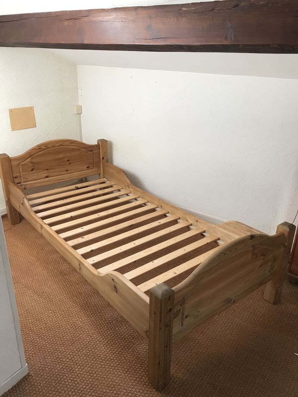 lit en bois massif 1 place 90x190 avec matelas Meubles