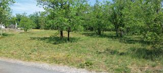  Terrain à vendre 1592 m²