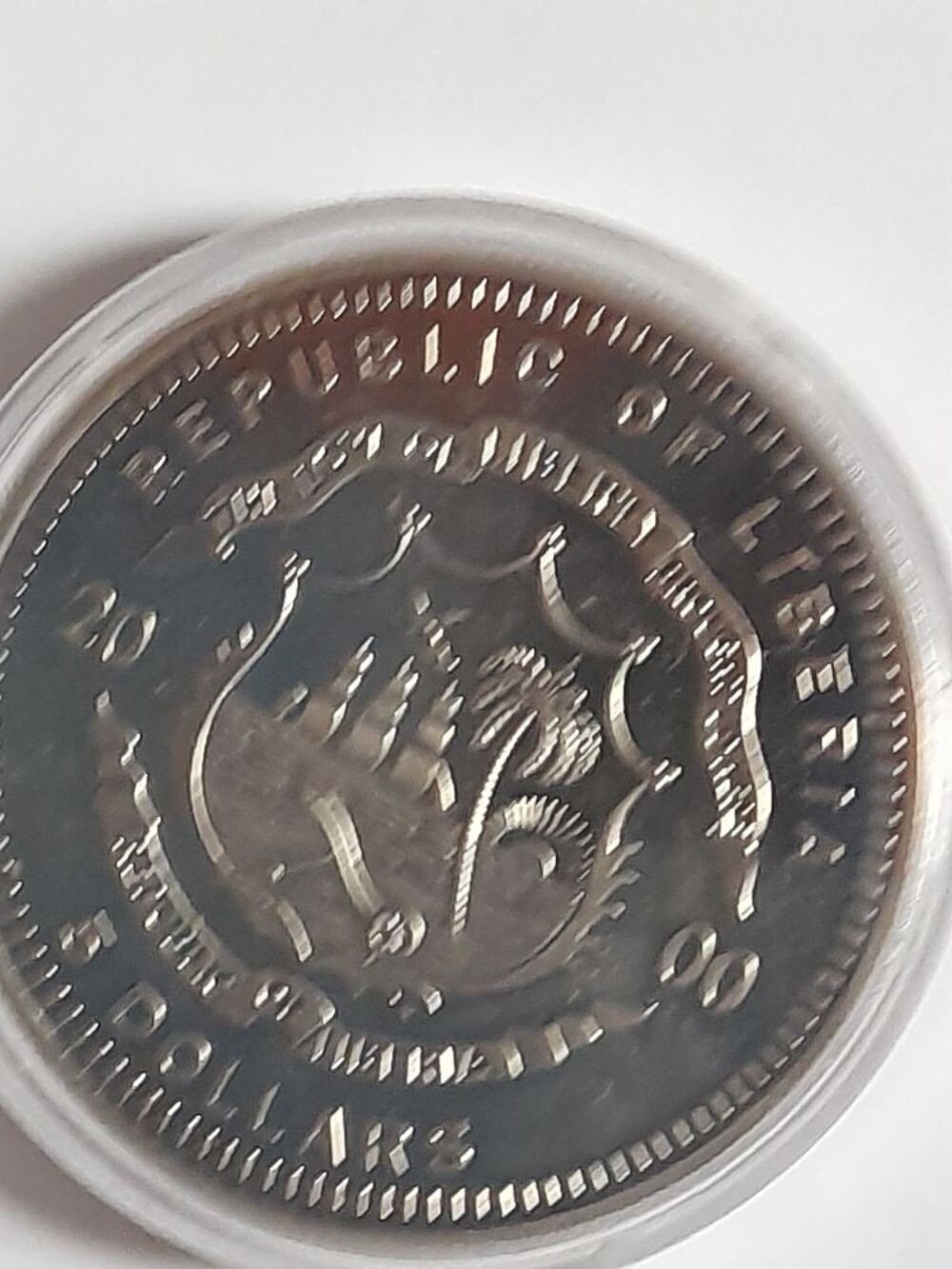  pi&eacute;ce 5 dollars argent 32gr 