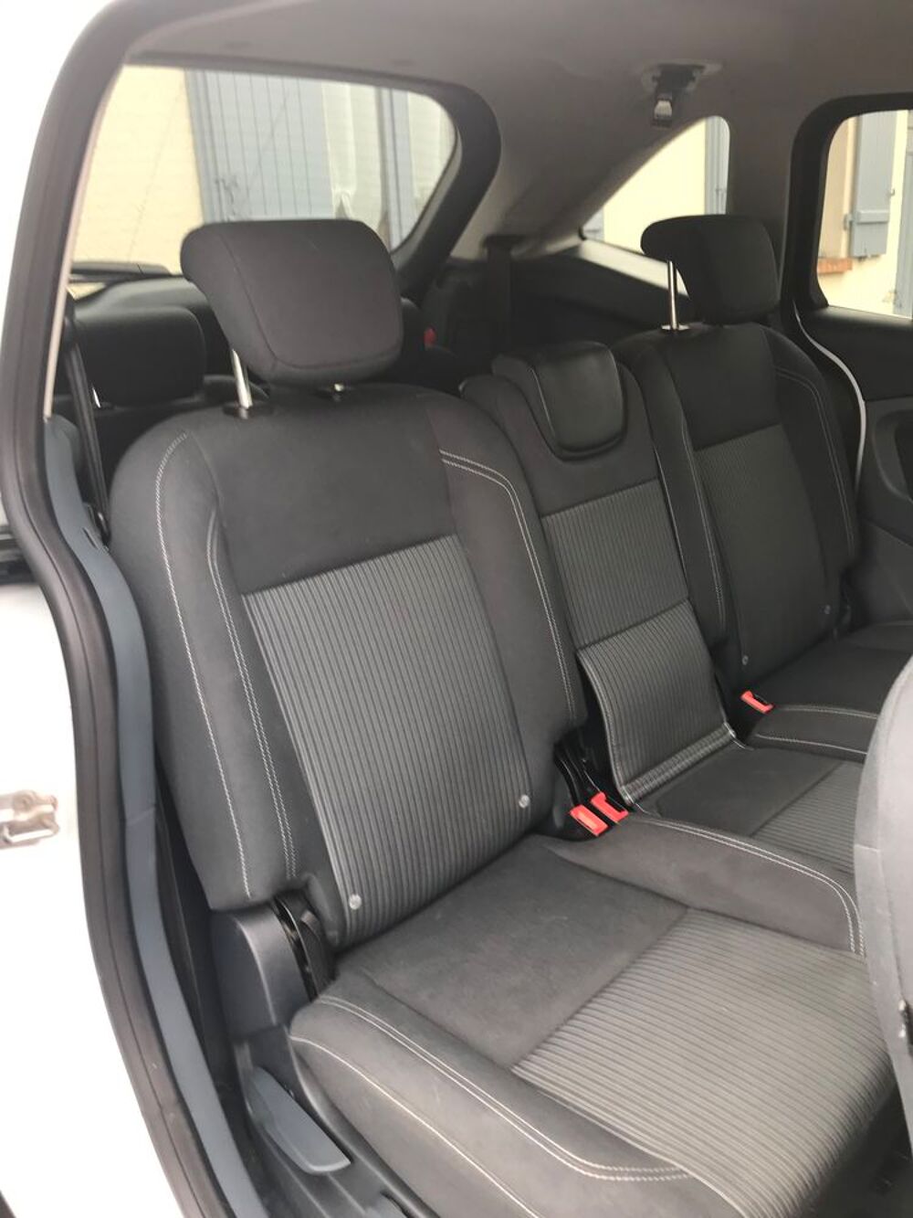 Grand C-MAX 1.6 TDCI 115 FAP Titanium 2011 occasion 45760 Marigny-les-Usages