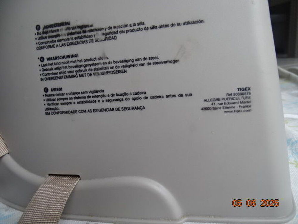 rehausseur pour chaise Puriculture