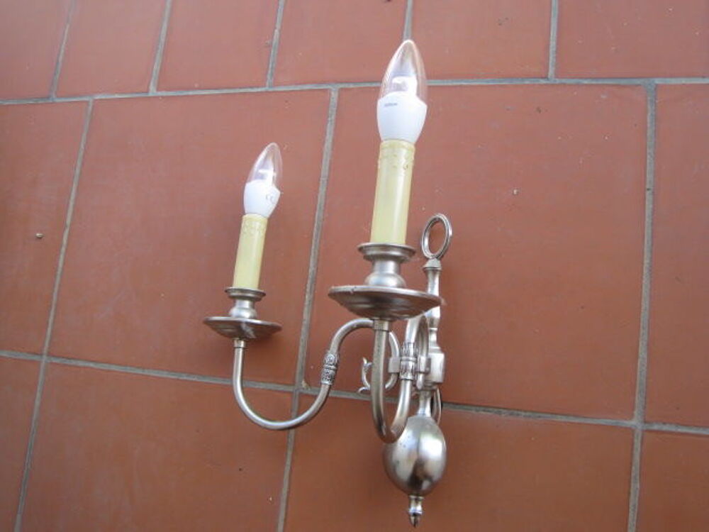 Deux appliques Décoration