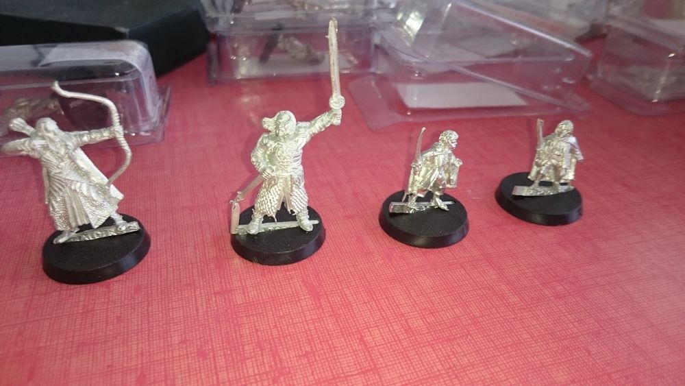 Figurines seigneur des anneaux 
